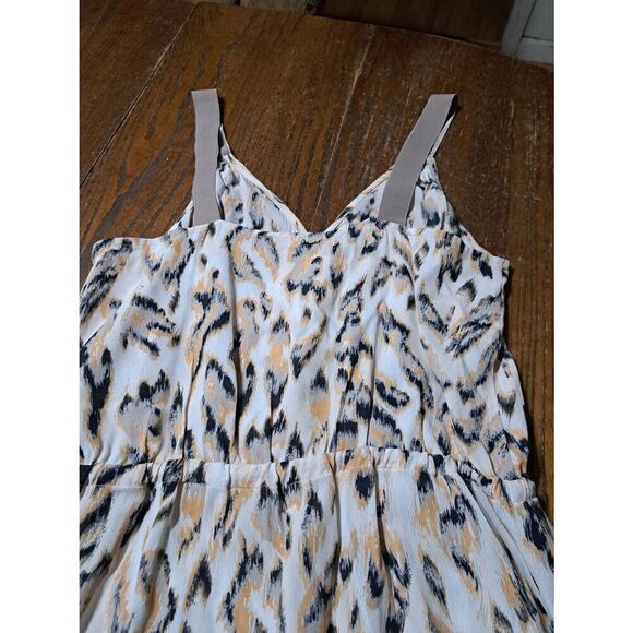 Medium Rory Beca Rayon VNeck Georgette Cream Black Gold Elastic Strap Dress - Picture 4 of 4